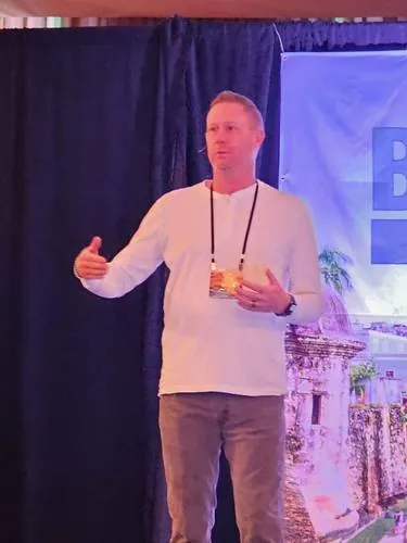 Pat Yates presenting at a seller summit